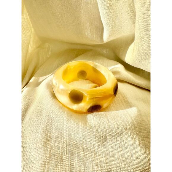 Mod style pearlecent bangle bracelet - Picture 1 of 3